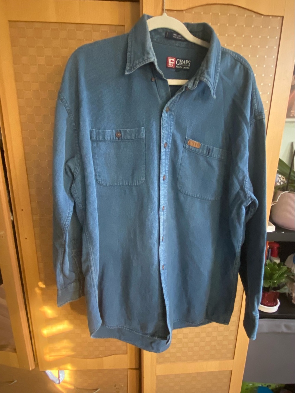 Chaps Men's Blue Long-Sleeve Button-Up Shirt